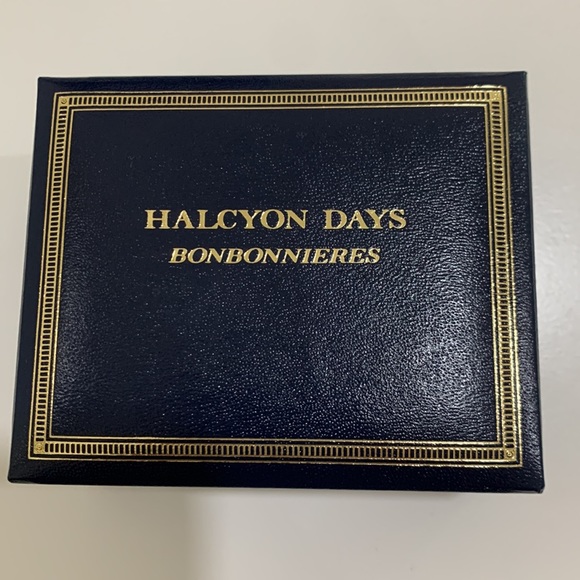 Trinket Box: Enamel Halycon Days Frog Prince - Picture 9 of 12